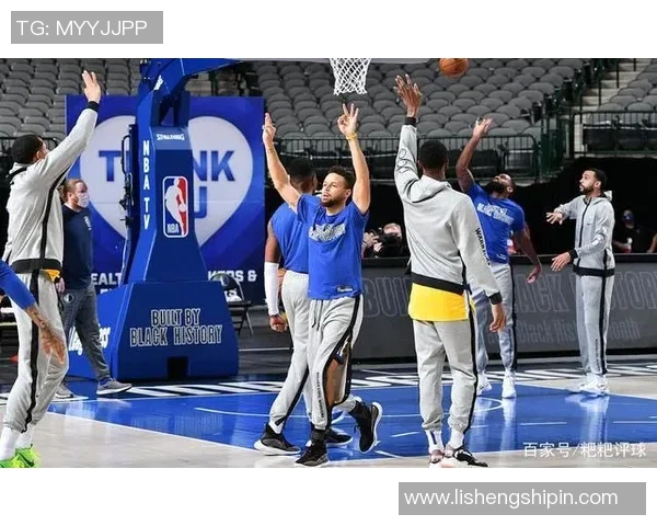 乌布雷与独行侠的激烈对决揭示NBA新赛季的竞争格局与球员表现